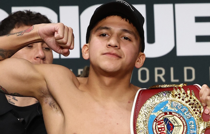 Бам Родригес нокаутира Съни Едуардс и обедини титлите на WBO и IBF