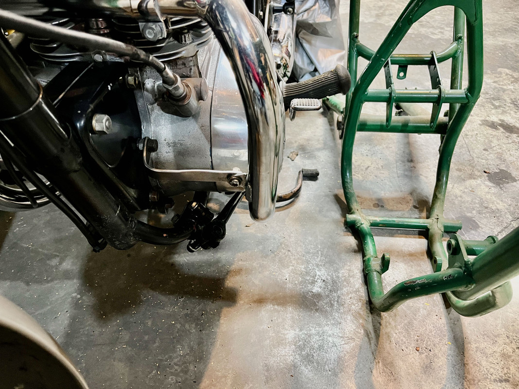 TR5T frame next to T100S