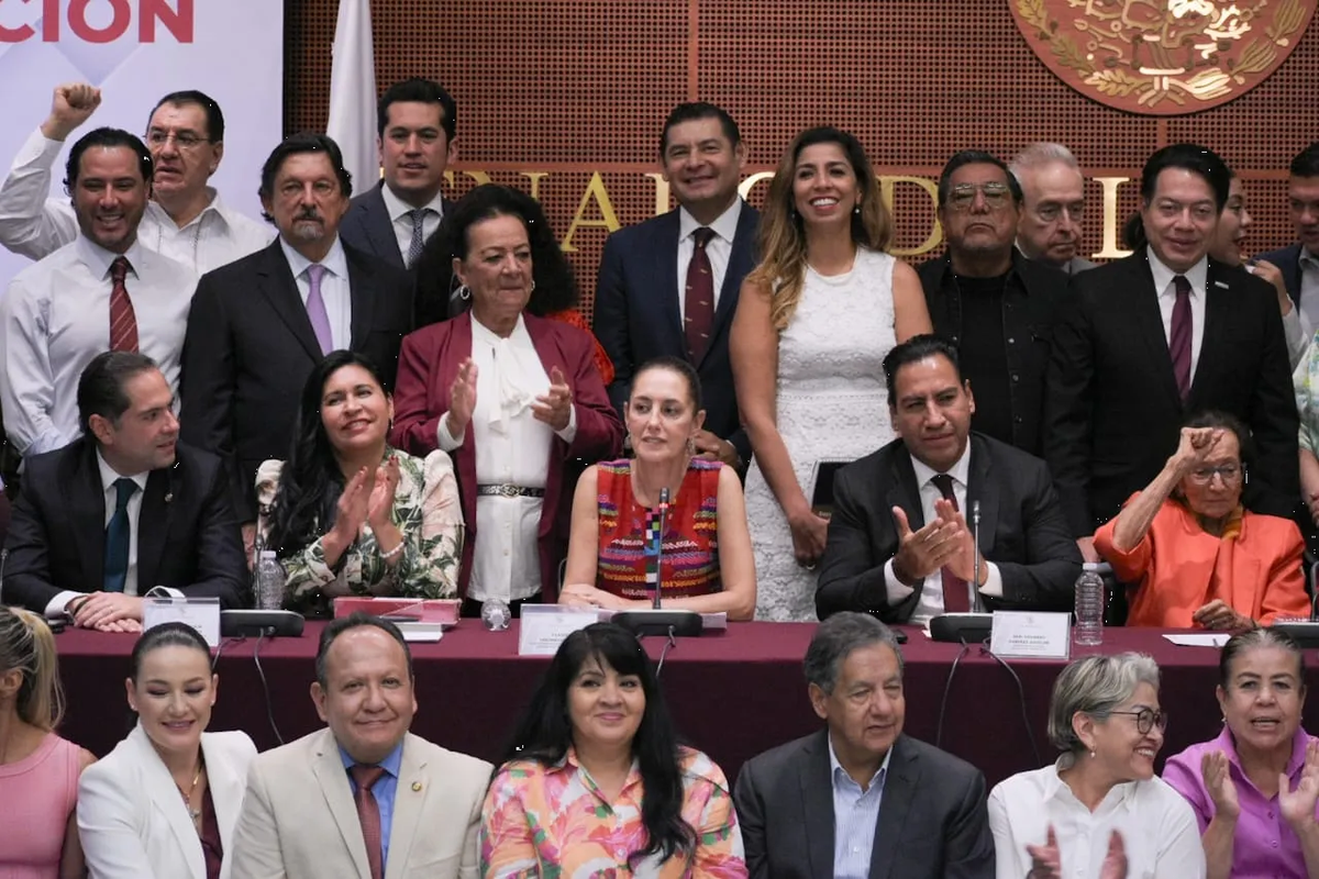 Con ausencia de senadores ebrardistas, Sheinbaum asegura unidad en Morena