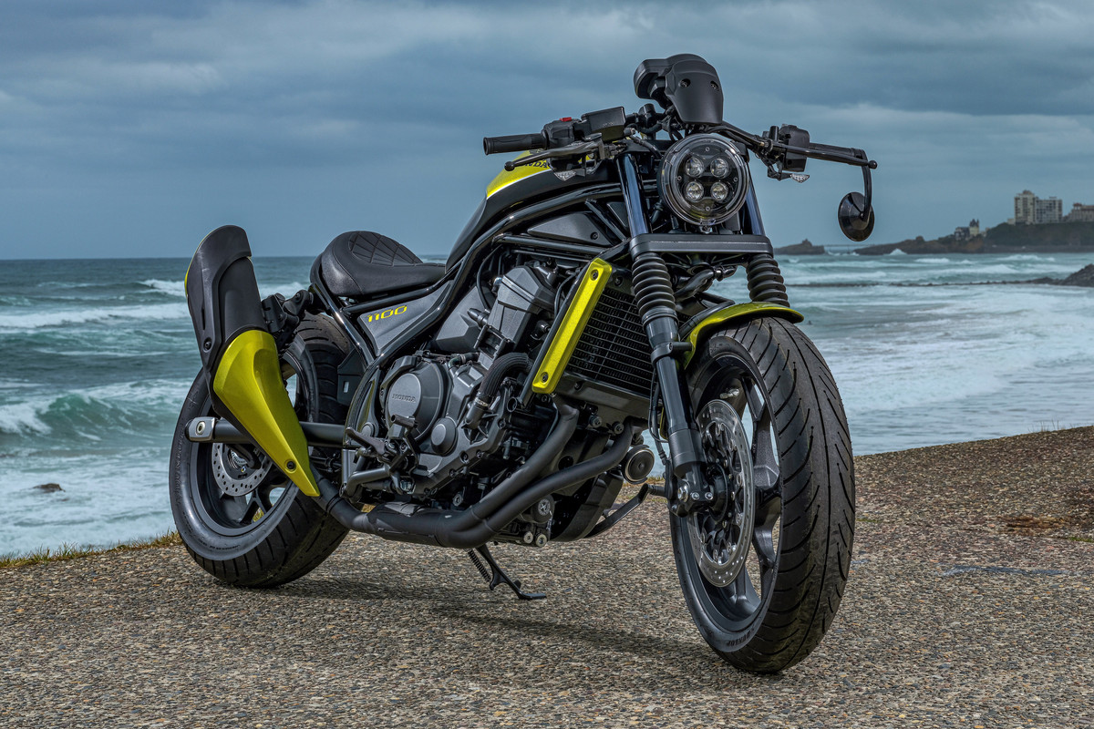 375456_Mallorca_Motos_Honda_Customs