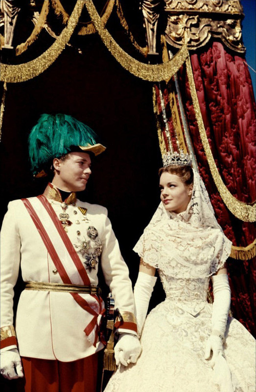 romy_schneider_jw48