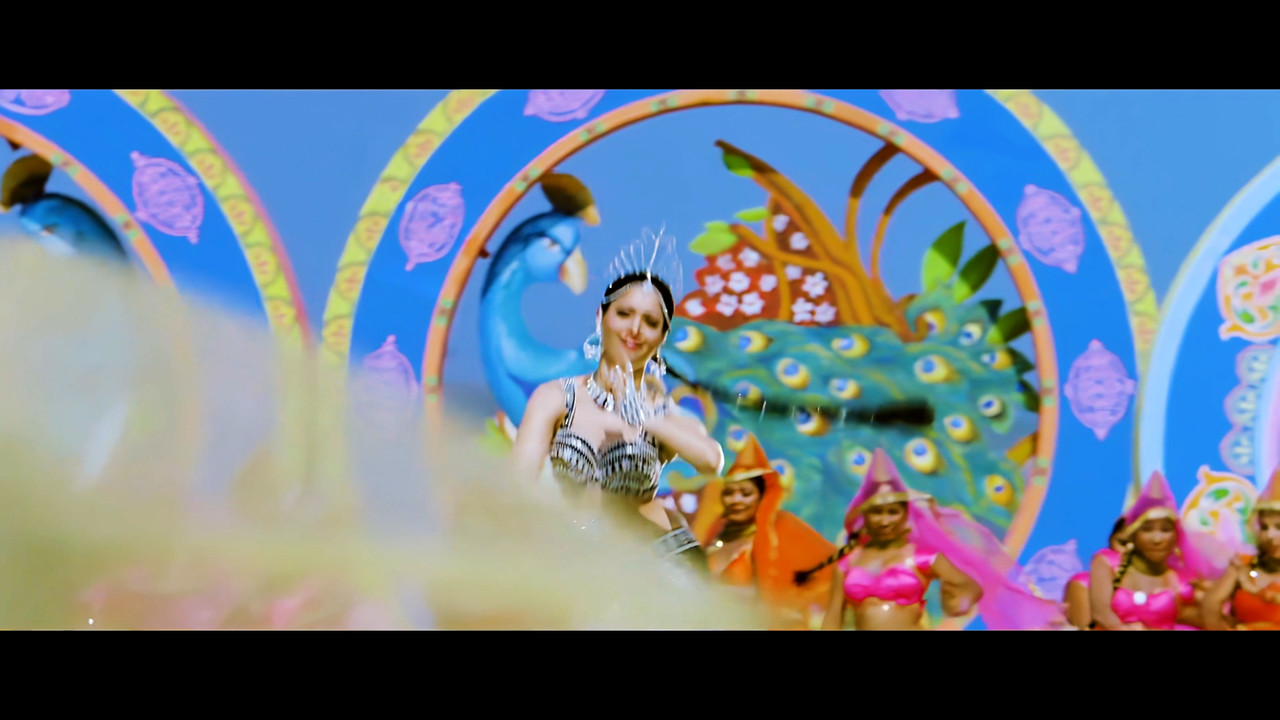 Tamanna Hot Song From Himmatwala Naino Main Sapna 4K (Best Quality).mp4_snapshot_01.23_[2021.04.05_1