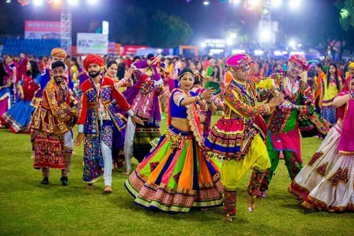 Garba Combination in Worldwide Runways and Festivals
