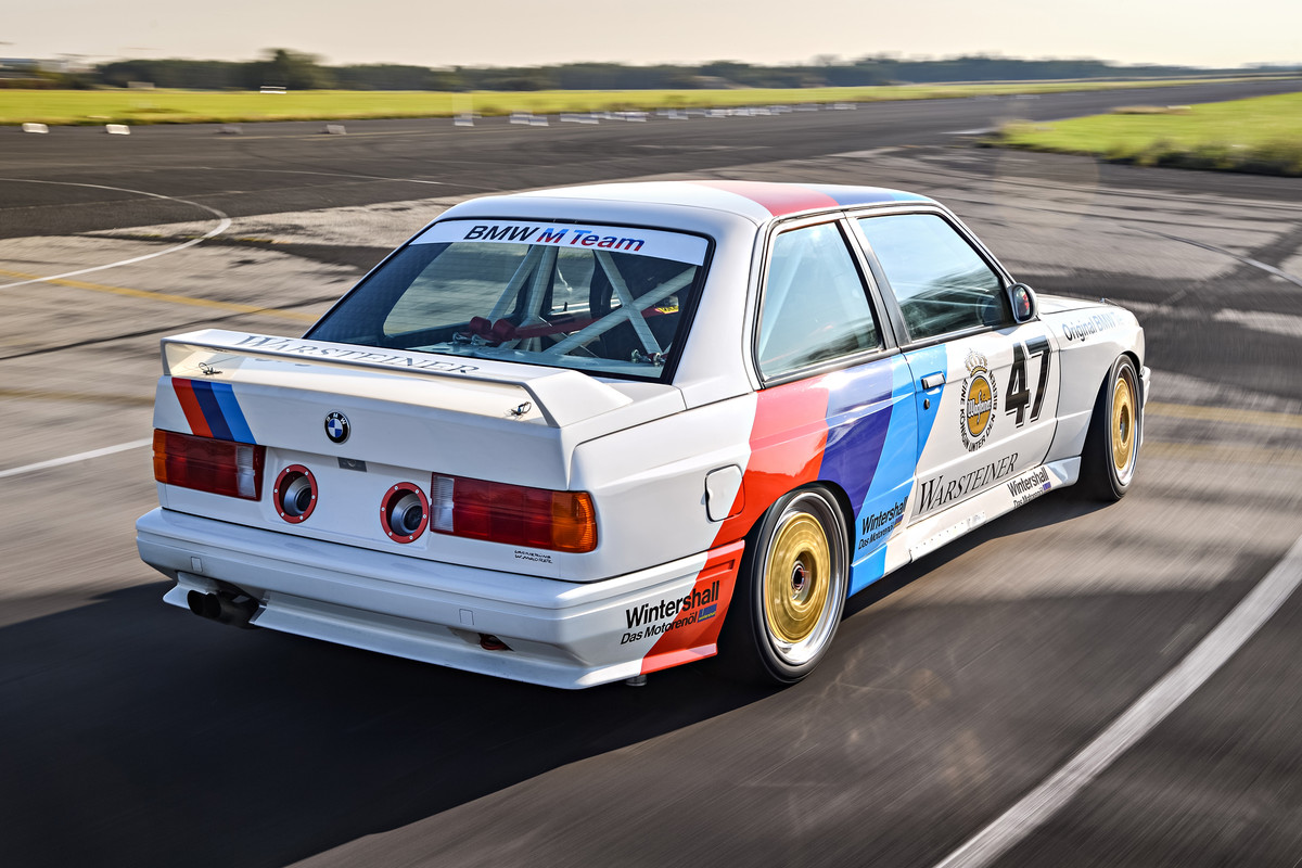 P90237145_highRes_the-bmw-m3-dtm-e30-0