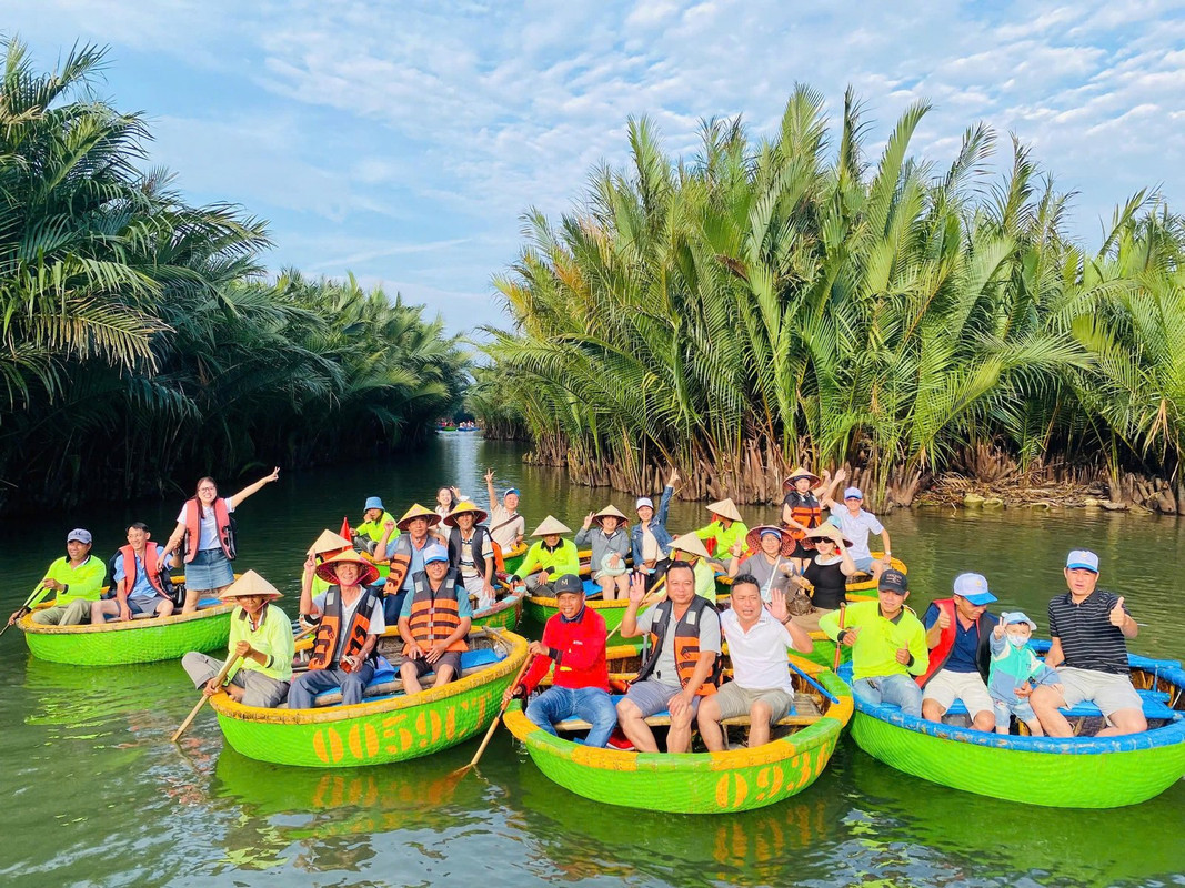 Hoạt động của Golden Sun Travel