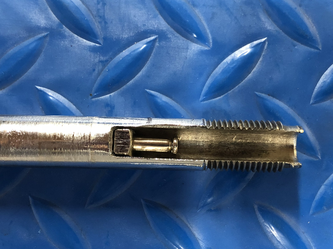 13B1921C-9389-48D5-858F-1C8FD7D39C71