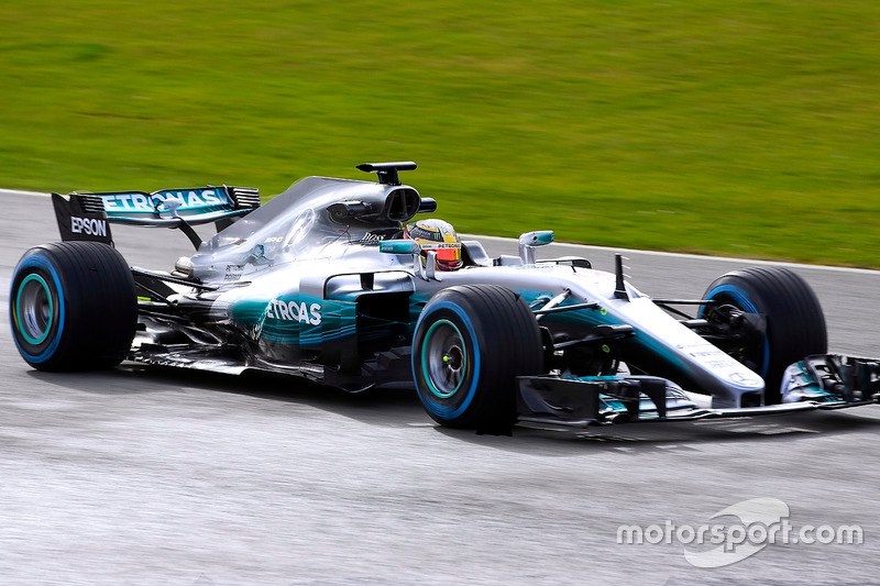 Mercedes AMG F1 W08 Hybrid 1