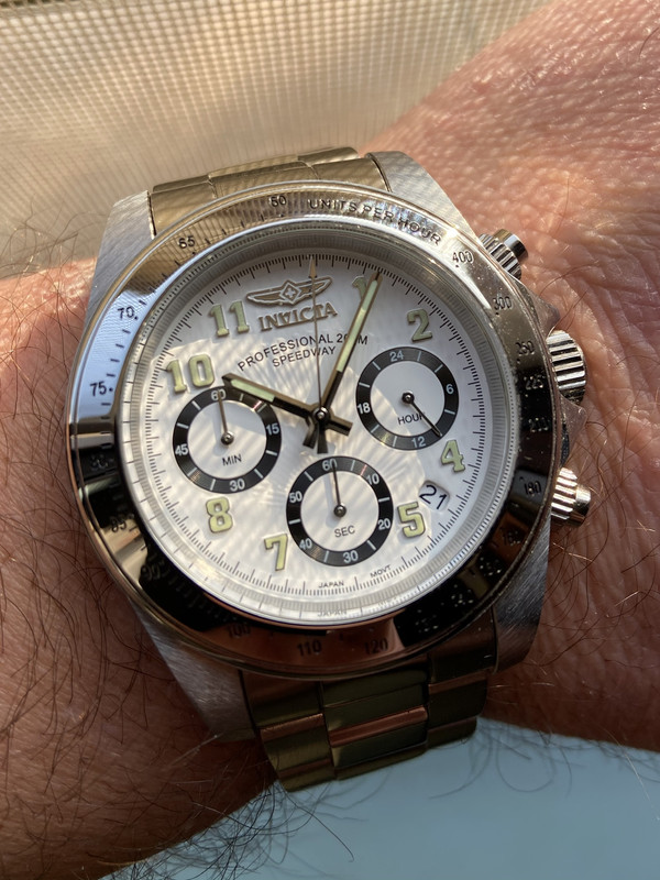 D9F26D41-8EAD-402E-9D1D-EA0A188A0891