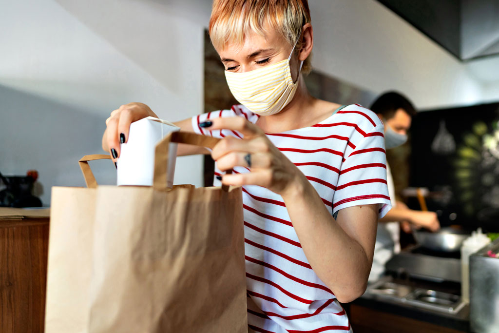 How Food Delivery is Revolutionizing the Way We Eat?