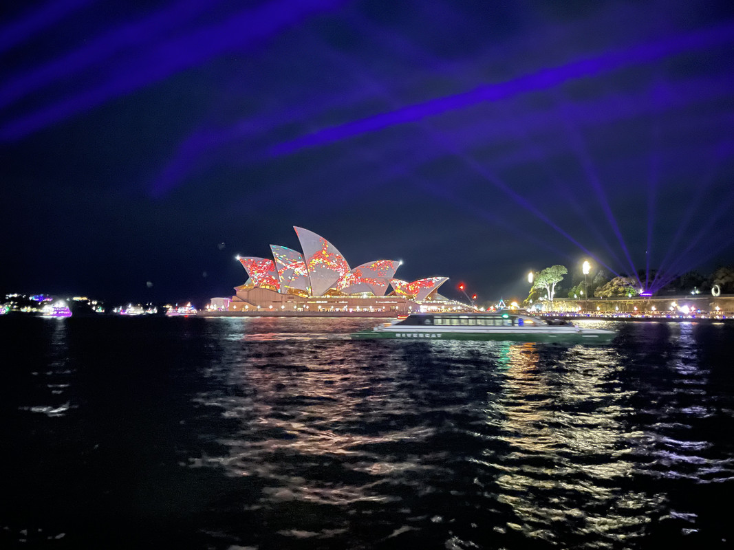 DFB669D4-0BFC-4E14-9F38-CA521099BC2A