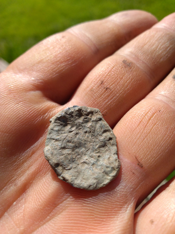 1594469298620495193822