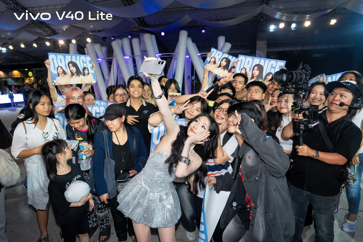 vivo-Vi-t-Nam-mang-n-tr-i-nghi-m-vivo-V40-Lite-kh-c-bi-t-t-i-s-ki-n-B-n-M-t-V-t-Th-i-Gian-4.jpg