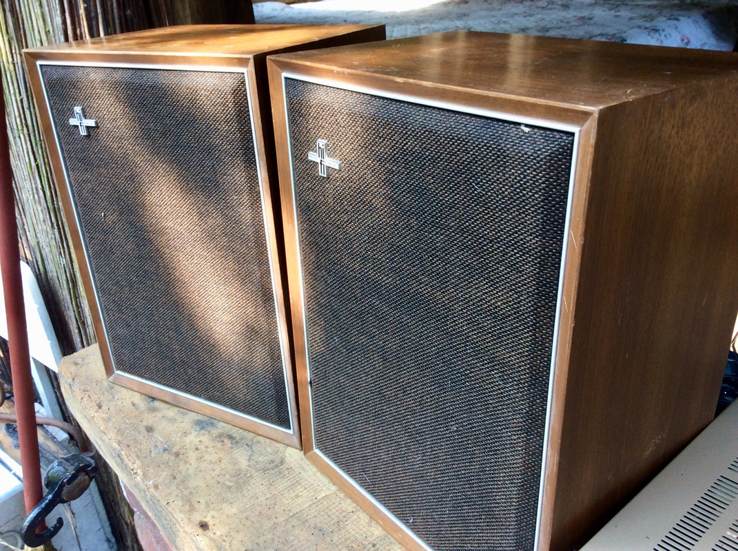 E1FEBF83-E8B4-445E-8926-7198F9B5C0BE