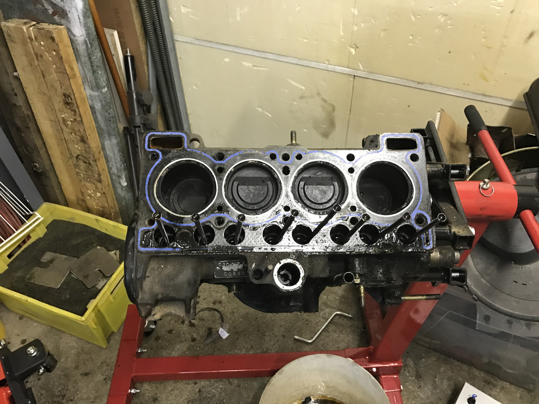 Restauration 4L (1120)