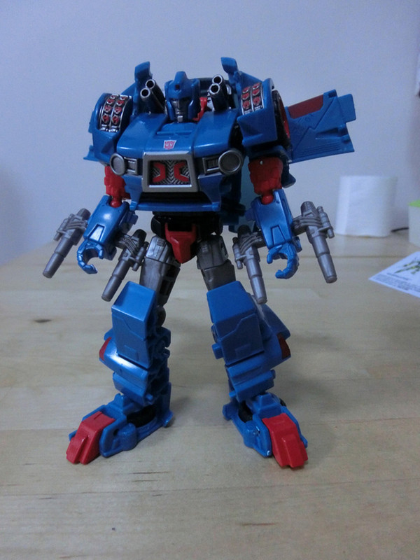 Transformers Generations Skids and Waspinator Ou