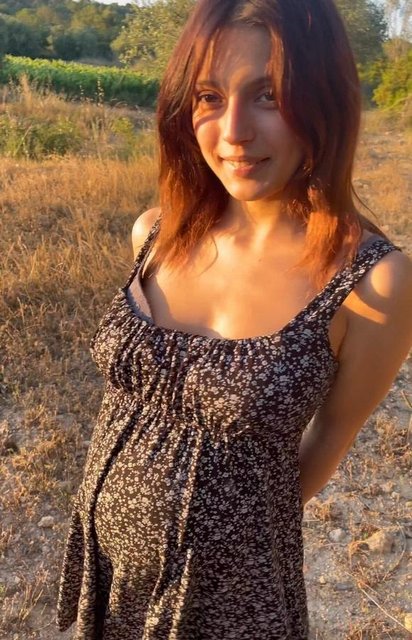 Pregnant Young Girl Gets Fucked In The Forest Amateur 1