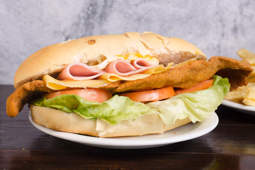 Bocata De Milanesa De Pollo Completa