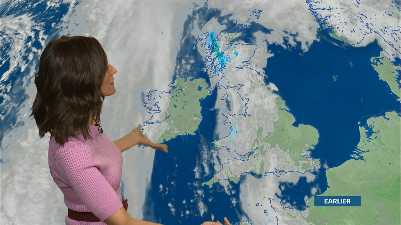 ITV Lunchtime News_20220310_13301355.ts_snapshot_25.05.626