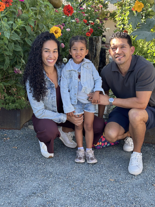 Gianna De Leon Family