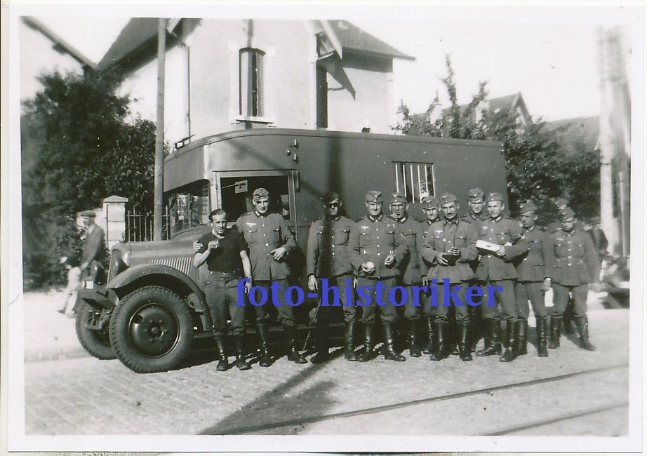 Kameraden WH französischer BEUTE LKW SANI SANKA 