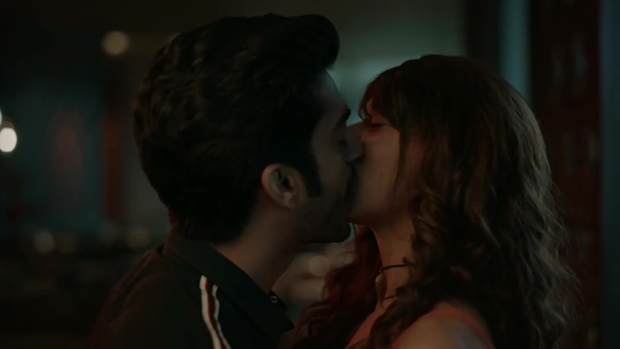 vlcsnap 2025 11 03 23h14m14s917