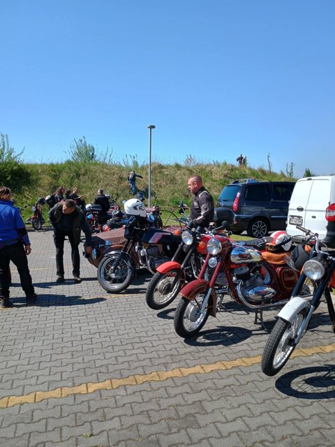 1ccedfad-c4a9-4fe2-9123-bf6b83334477