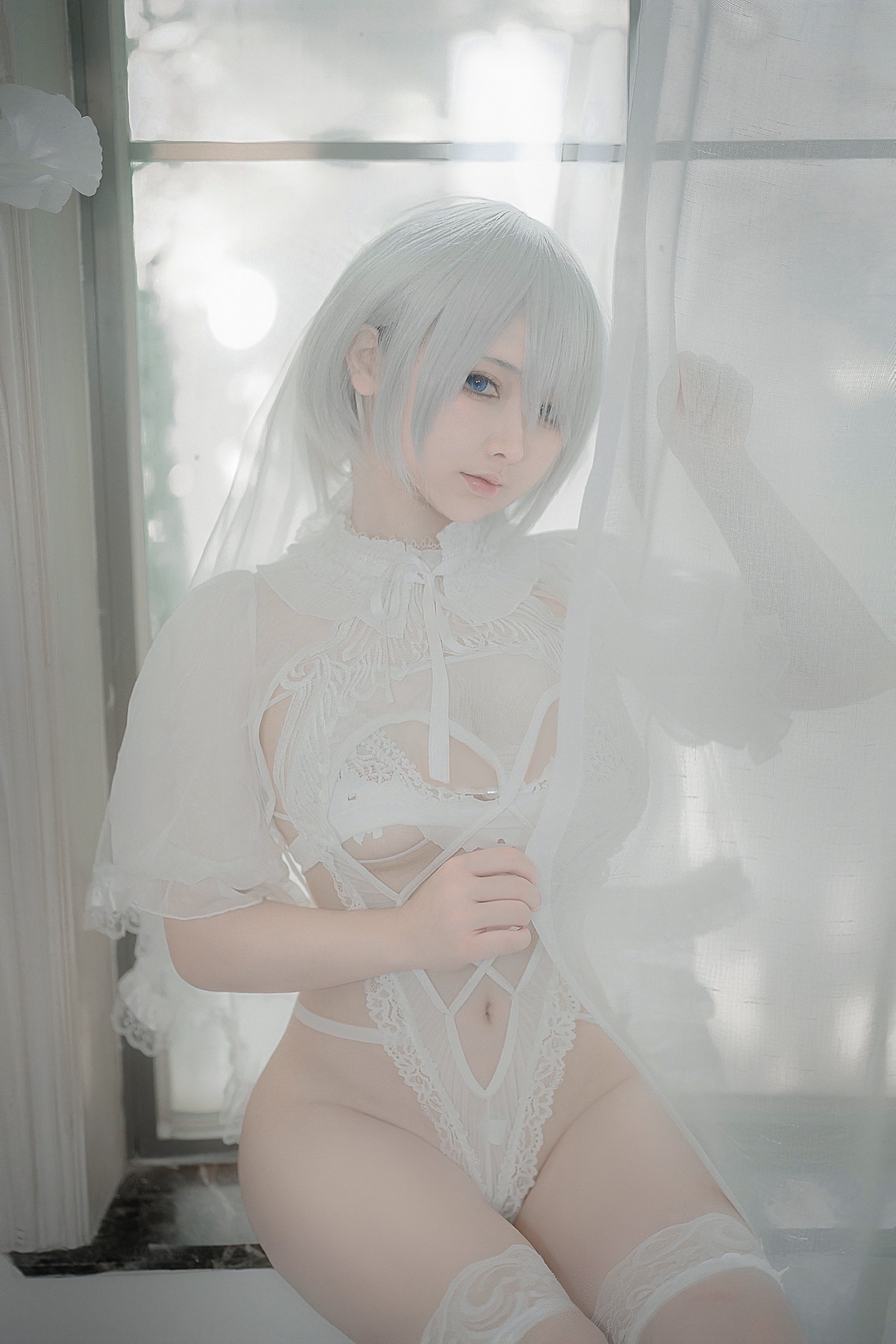 樱梨梨 2B 白花嫁 Cosplay 写真合集｜Nier Automata 高清图集（24P｜194MB）插图3