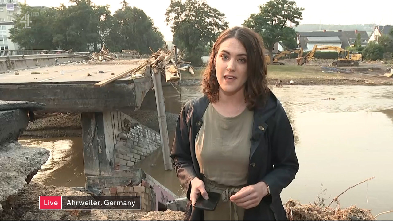 Channel 4 News_20210719_19002000.ts_snapshot_00.30.20.847