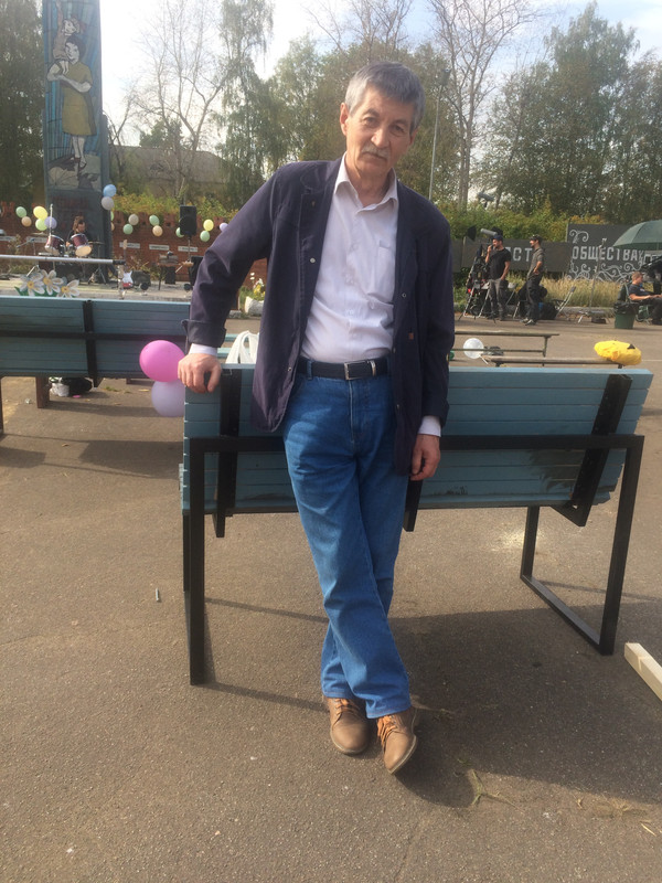 F0C425D0-F052-4078-88D2-75554A4E718C