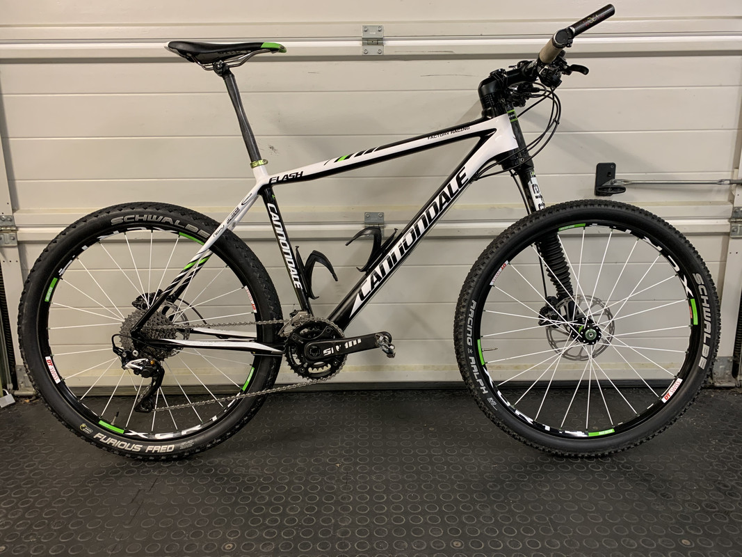 8BE66DFC-D759-4C0D-BDF0-48C6E68AFC81