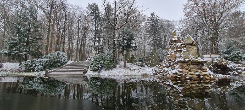 De Berlín a Sajonia: la magia de la Navidad - Blogs de Alemania - Rakotzbrücke(puente del Diablo)-Waldeisenbahn Muskau(tren de la navidad)-Görlitz (5)