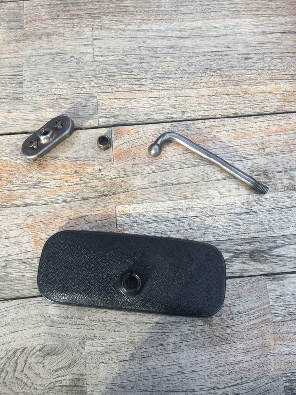 82422724-8C3F-43B1-AFF8-79BCA132E64D