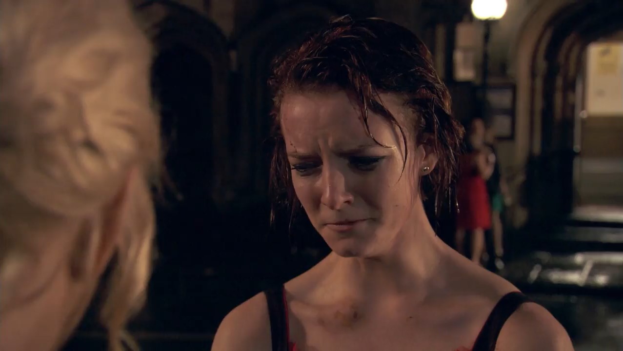 Skins (2012) Season 6 [Hindi + Tamil + Telugu + English] WebRip 480p, 720p ESub - Complete Screenshot