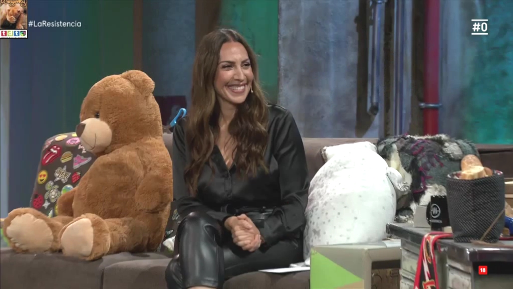 monicanaranjocuerazoRESISTENCIA_oso3eeyeeere