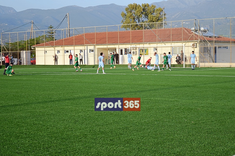 , &Tau;&omicron; &phi;&omega;&tau;&omicron;&rho;&epsilon;&pi;&omicron;&rho;&tau;ά&zeta; &tau;&omicron;&upsilon; &tau;&epsilon;&lambda;&iota;&kappa;&omicron;ύ &Epsilon;&rho;ά&nu;&eta;-&Pi;&alpha;&nu;&theta;&omicron;&upsilon;&rho;&iota;&alpha;&kappa;ό&sigmaf; (&phi;&omega;&tau;&omicron;)