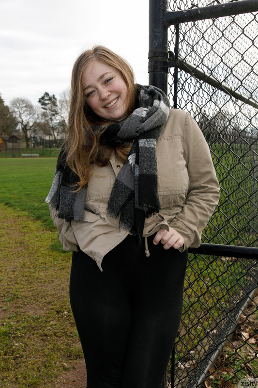 full_035_1003381144479677