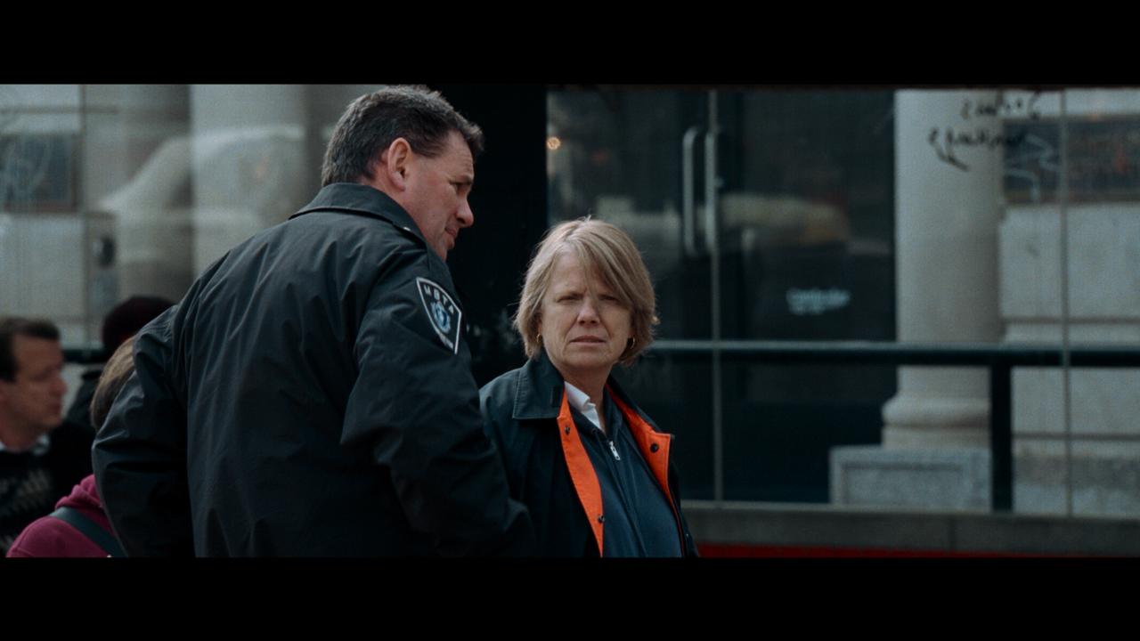 The.Town.2010.Theatrical.Cut.2160p.UHD.BDRemux.DTS-HD.MA.5.1.HYBRID.DoVi-DVT.mkv_000145.797