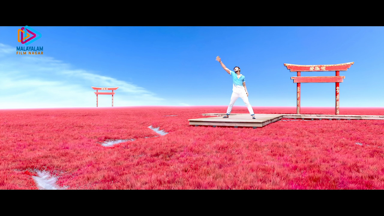 Samantha Hot Song 01 Alludu seenu 4K  sourch.mp4_snapshot_02.19.355