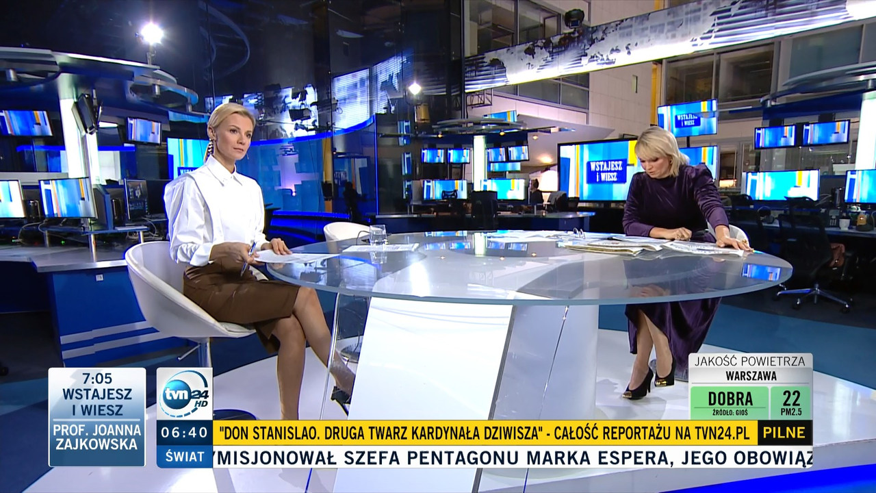 10 11 2020 asia dunikowska tvn24 8