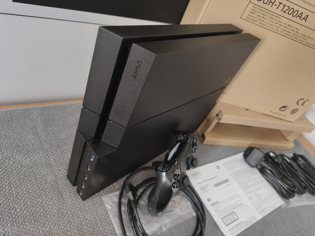 Selling PS4/PlayStation®4 Development Kit (DUHD1000AA, DUHD7000AA