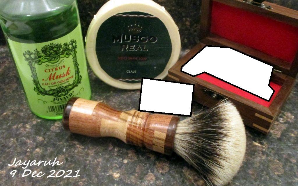 [Image: sos211209u.jpg]