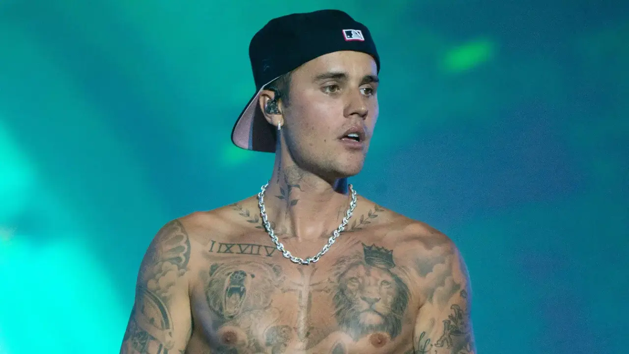 221006183233-justin-bieber-file-081222-r
