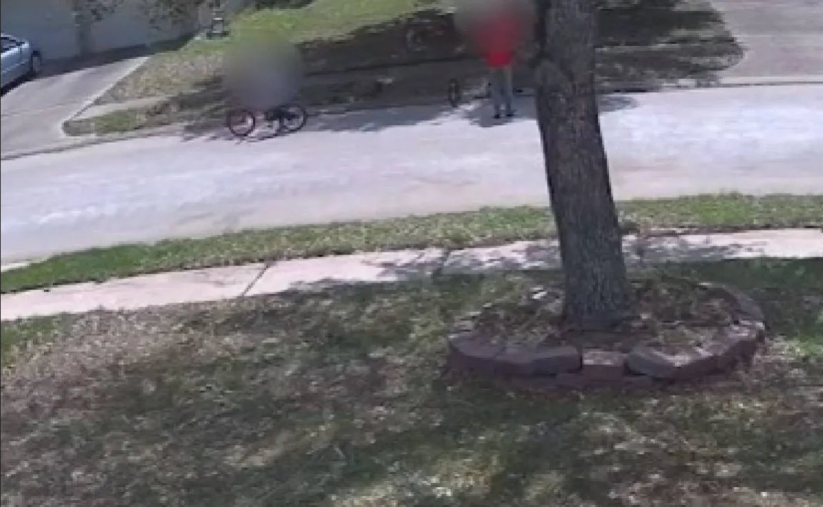 Conmoción en Houston: Menores de 7 y 12 años apuñalan a mujer asiática