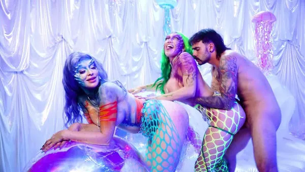 Jewelz Blu And Little Puck – BRAN NEW BGG Deep Sea Pussy Diving With Facial