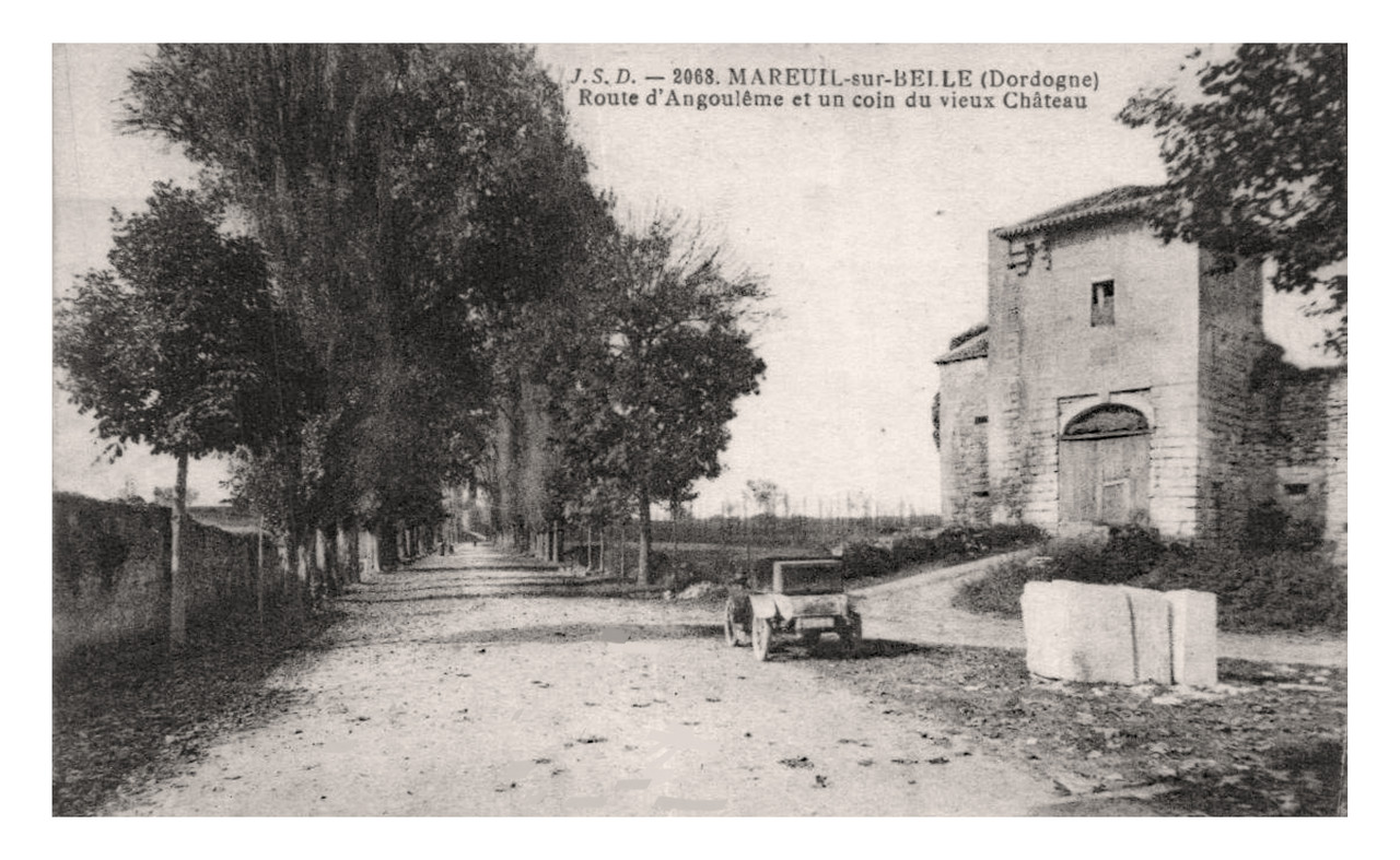 Mareuil sur Belle (Dordogne) route d'Angoulême (JSD 2968)
