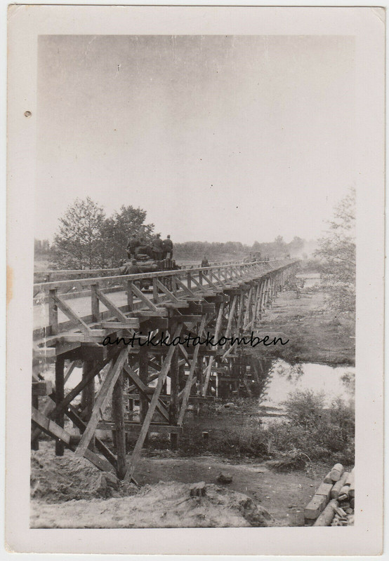 Rus Guderian Pzgrup Brücke Halbkette