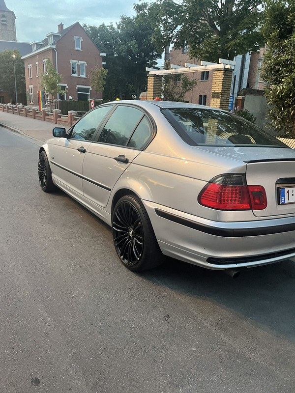 69C6A09C-5B08-4F1A-8E35-EDBD9F322BF9