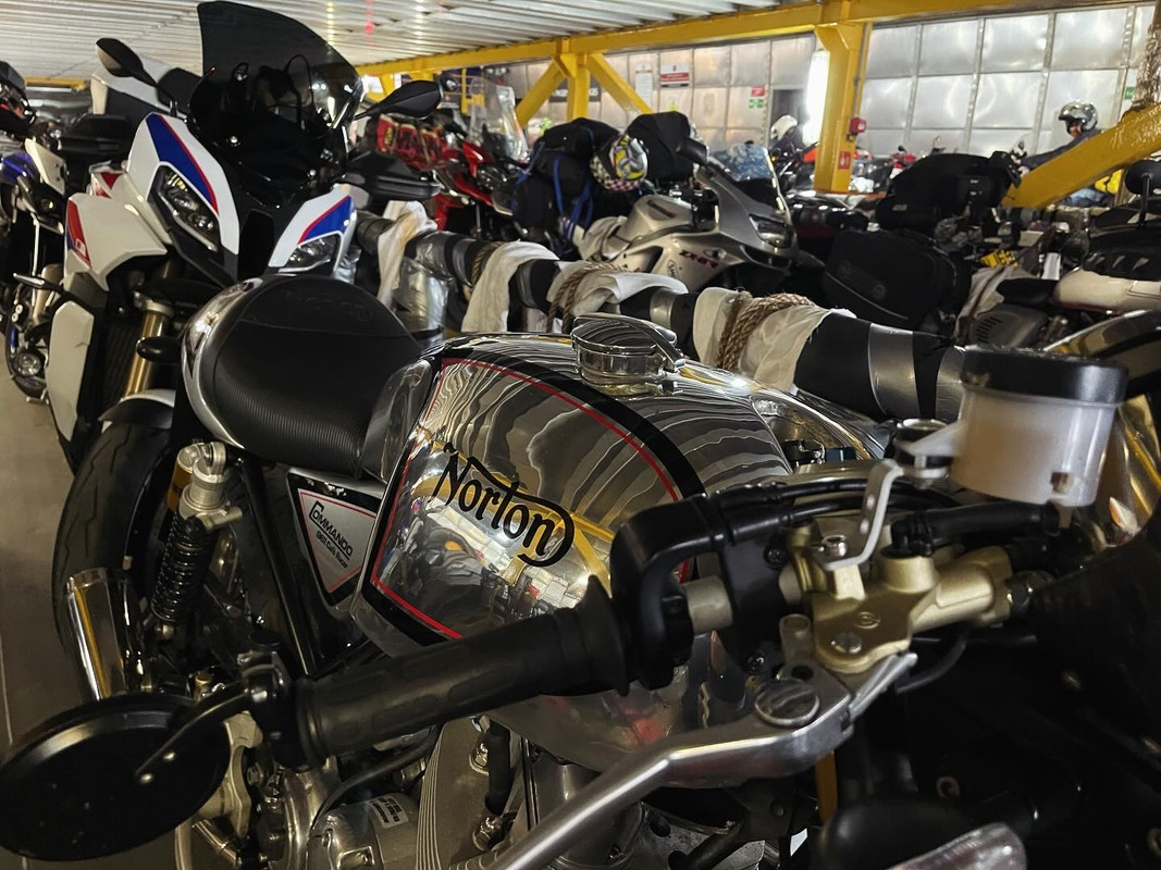 A5B0C9A9-4291-4A5F-9469-827C2FFB7DF1