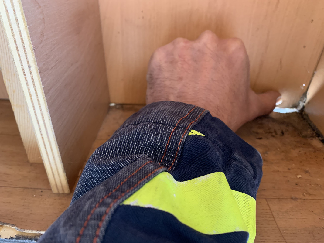 2AA7236A-B572-484A-B49B-3DA9C2C8BD3A