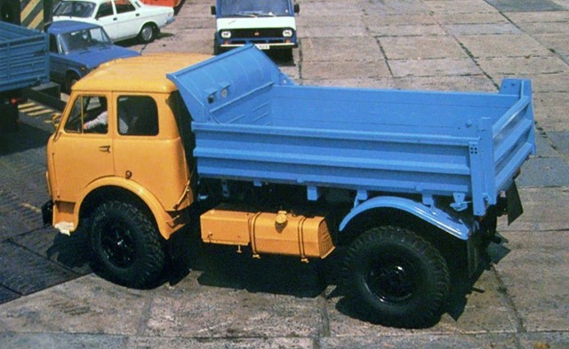 МАЗ-5549